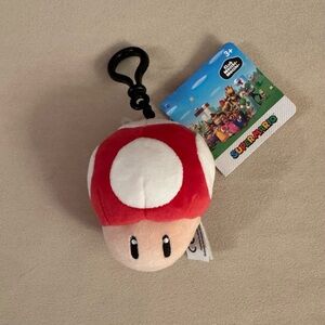 Club Mocchi-Mocchi Super Mario Mushroom Plush Clip-On